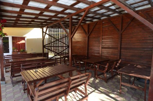 קוסטינסטי Hotel Talisman מראה חיצוני תמונה